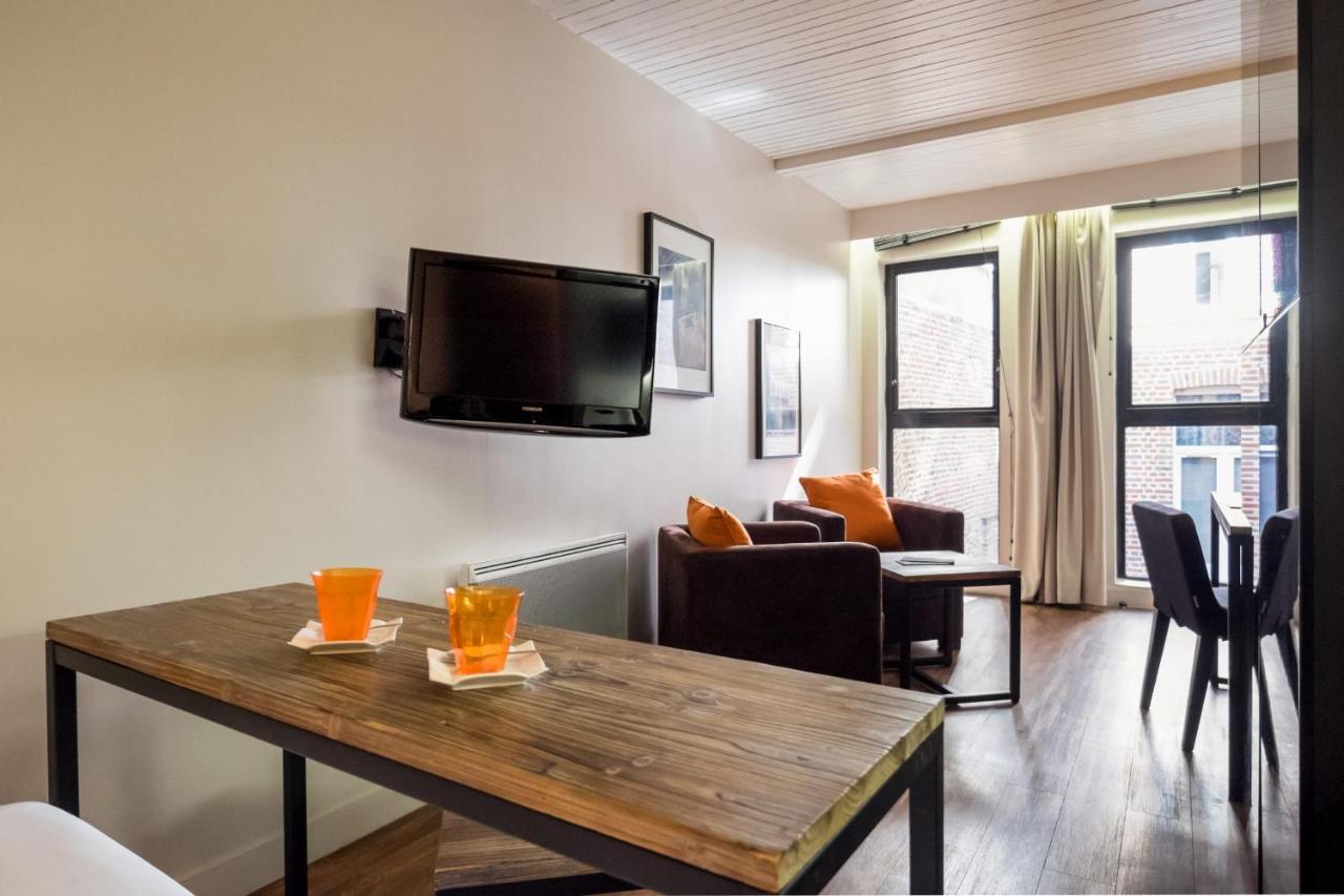 Vieille Bourse - Close To Stations And Old - Welkeys Appartement